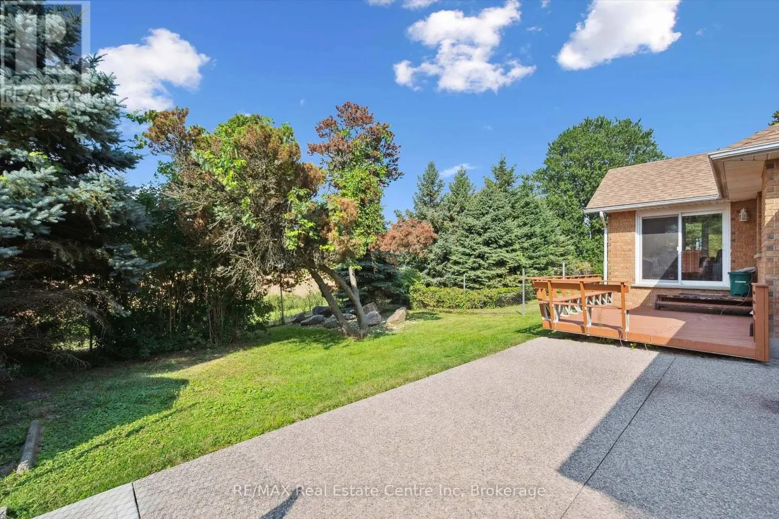 5044 WHITELAW ROAD