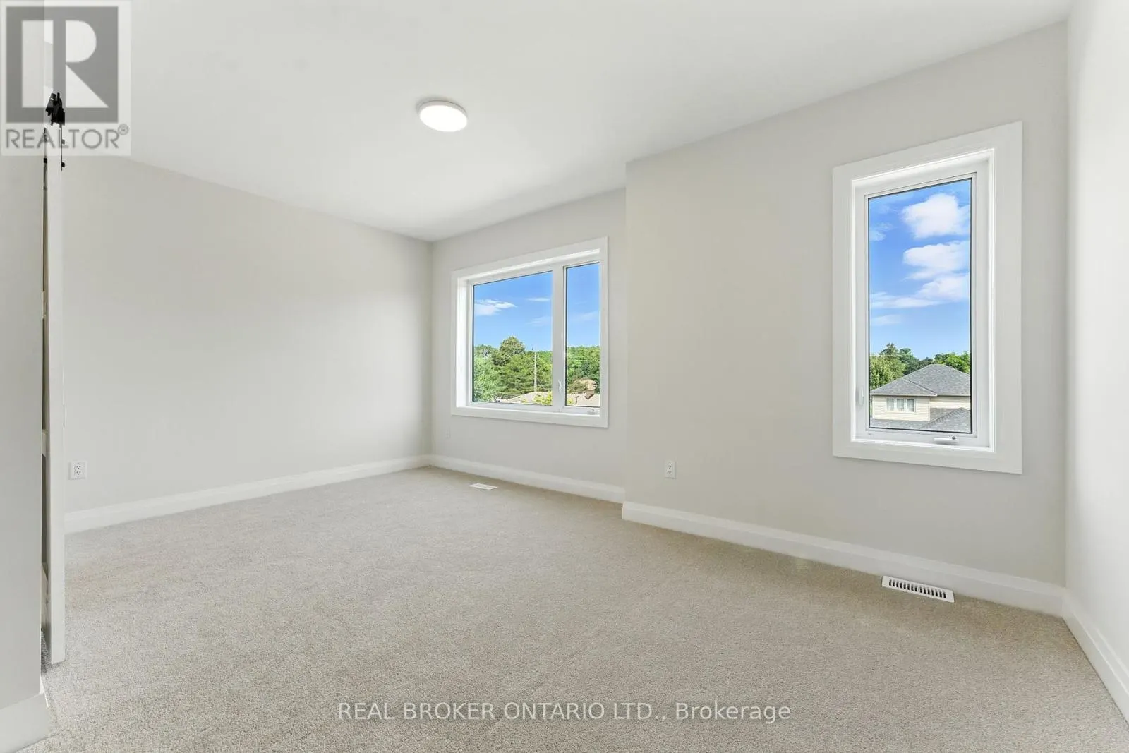 UNIT 3 - 161 FIFTH AVENUE