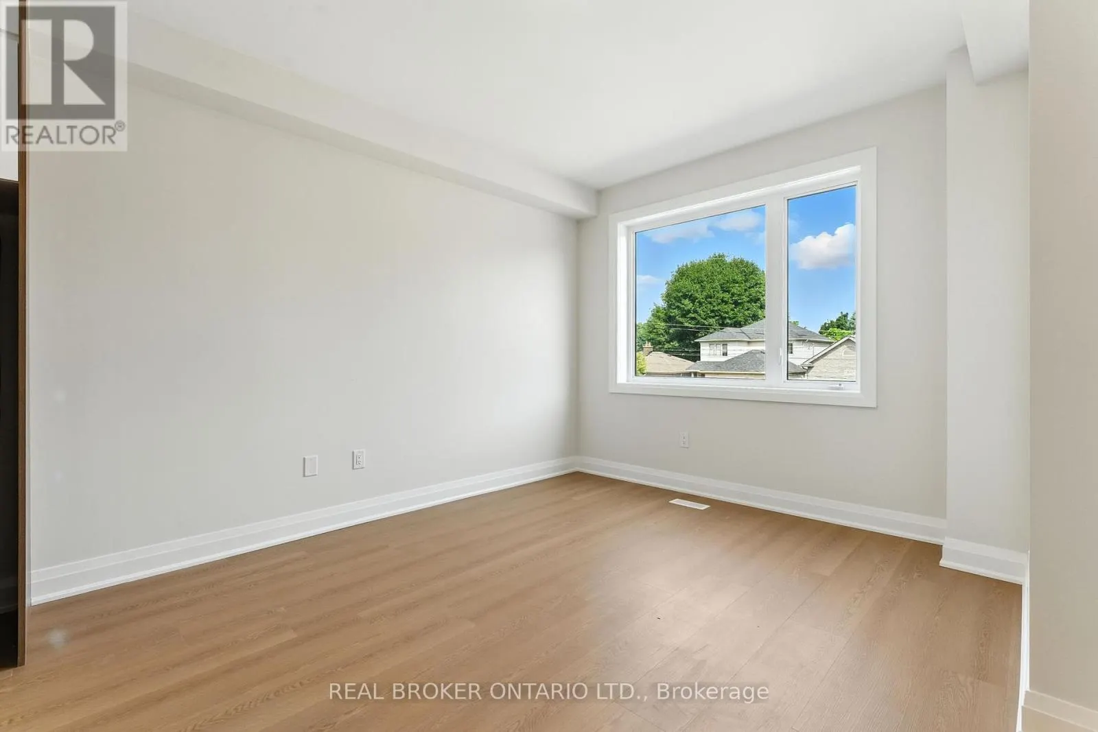 UNIT 3 - 161 FIFTH AVENUE