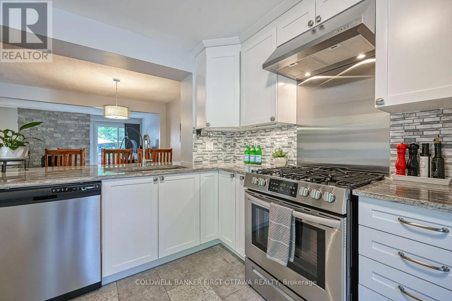 154 MCCLINTOCK WAY