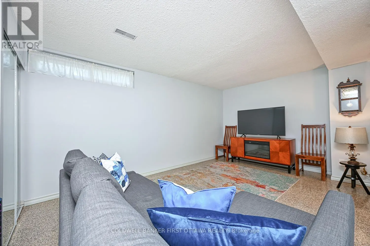 154 MCCLINTOCK WAY