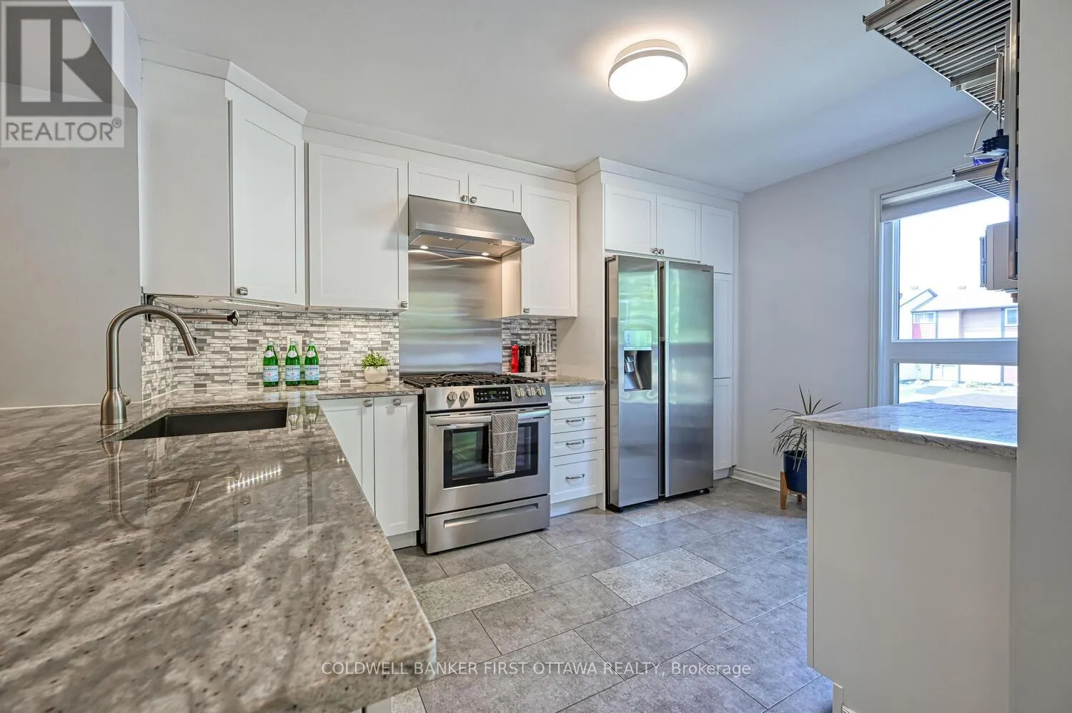 154 MCCLINTOCK WAY