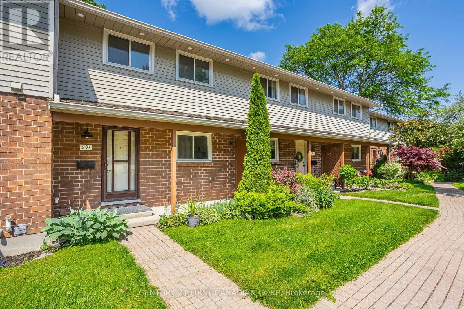 13 - 591 GRIFFITH STREET, #13