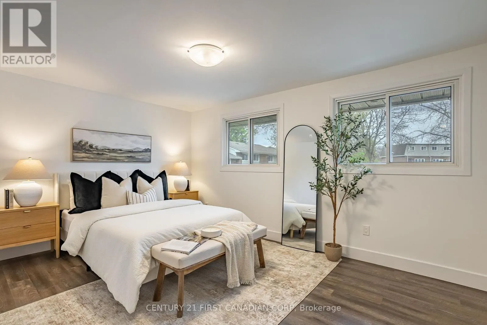 13 - 591 GRIFFITH STREET, #13