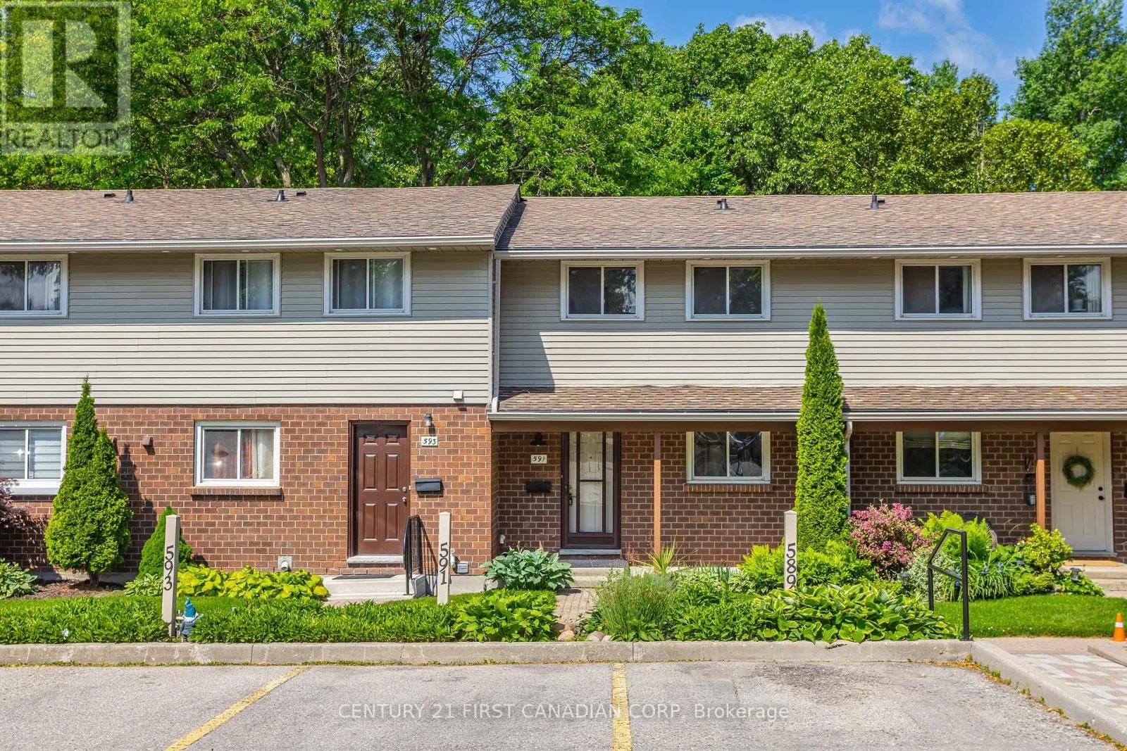 13 - 591 GRIFFITH STREET, #13