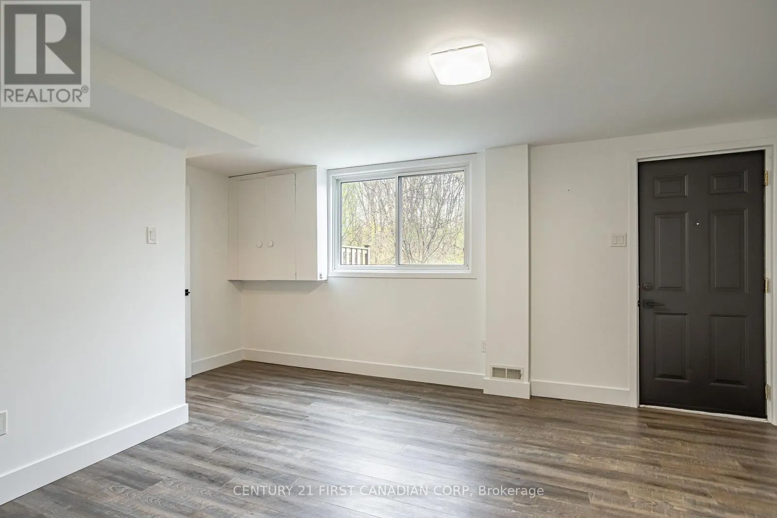 13 - 591 GRIFFITH STREET, #13