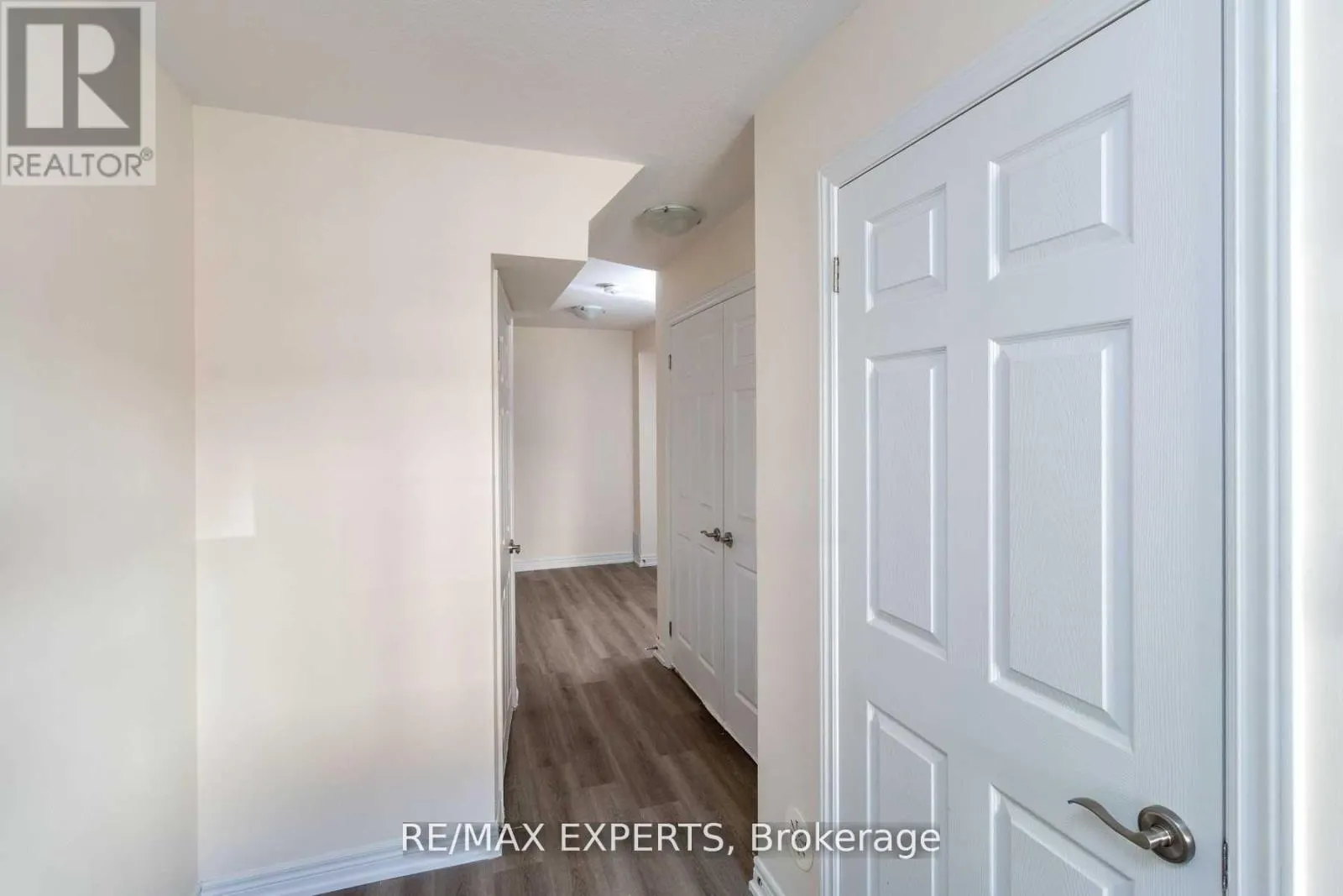 60 - 755 LINDEN DRIVE E
