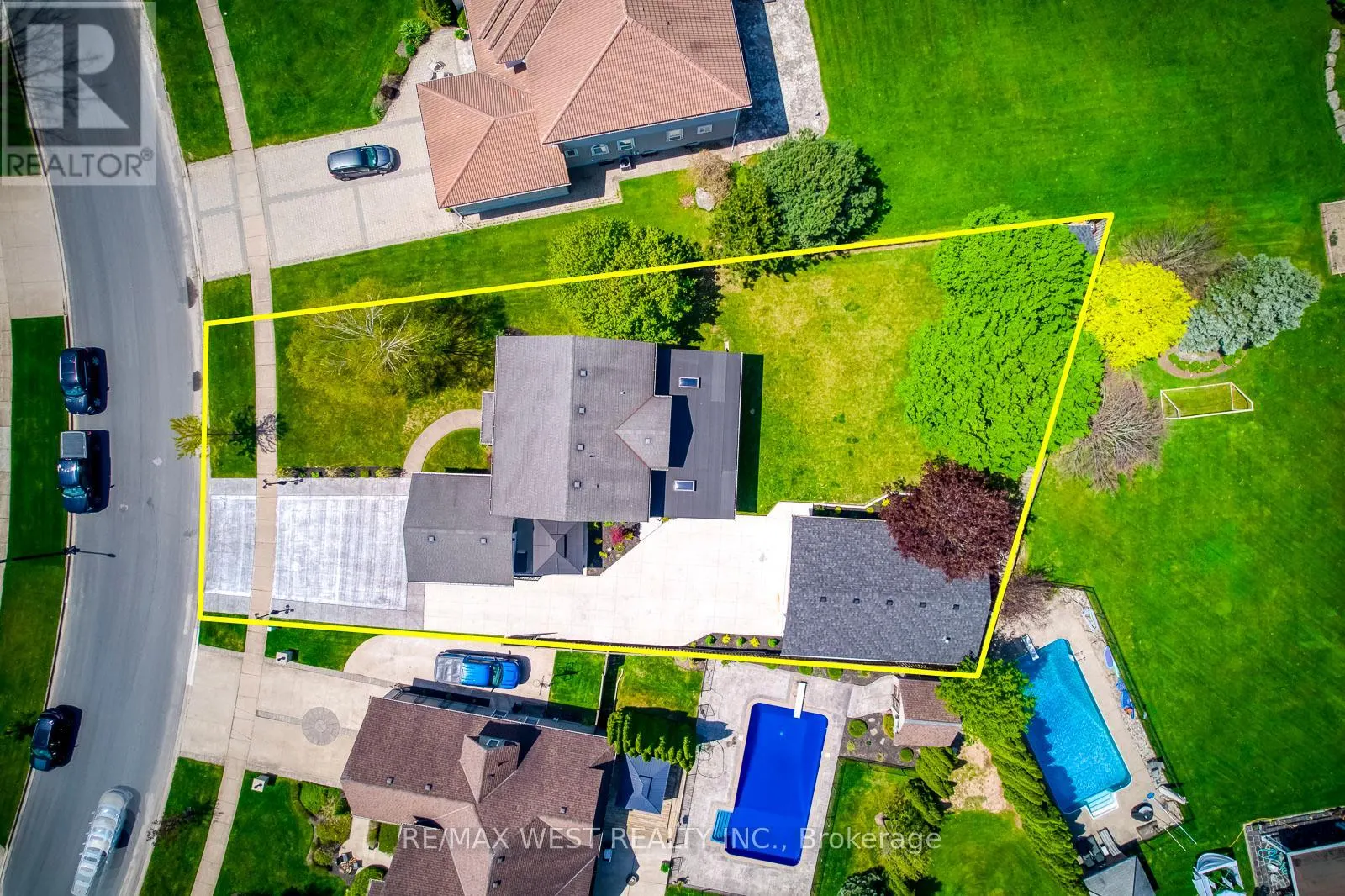 8077 MOUNT CARMEL BOULEVARD