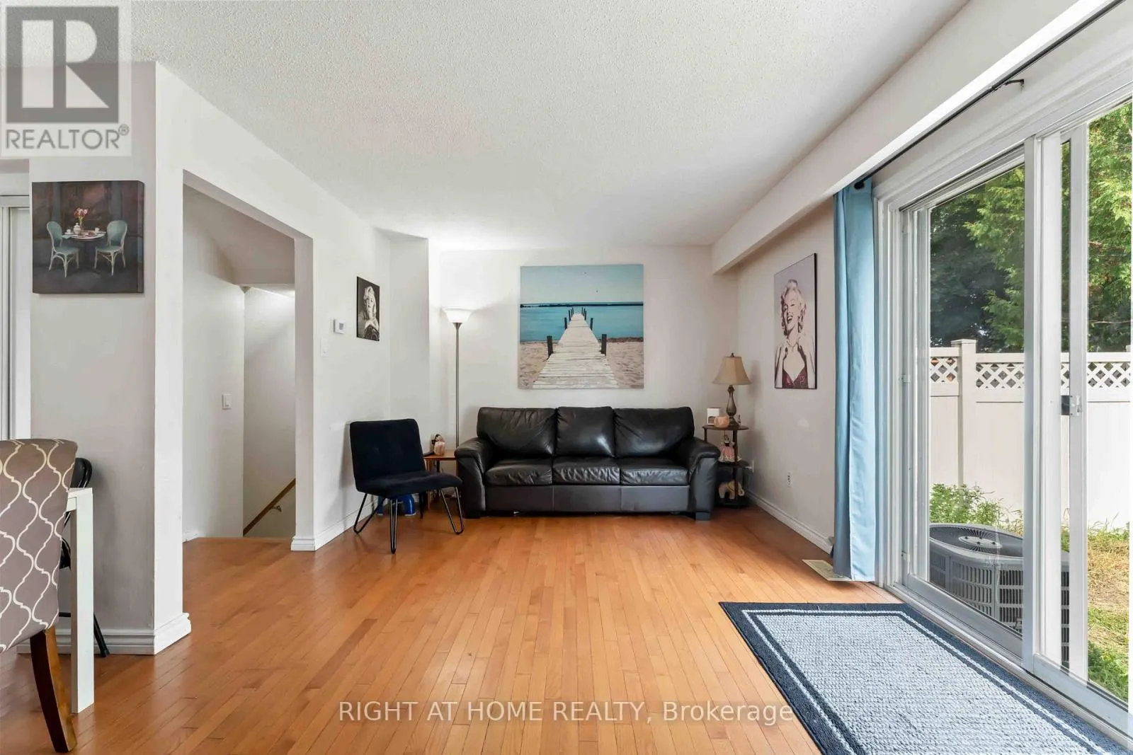 21 - 5 HADLEY CIRCLE