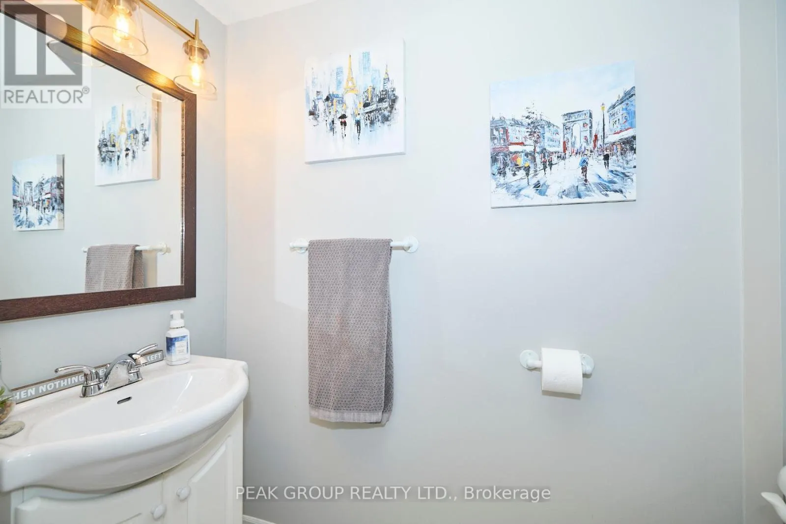 4 - 6263 VALLEY WAY, #4