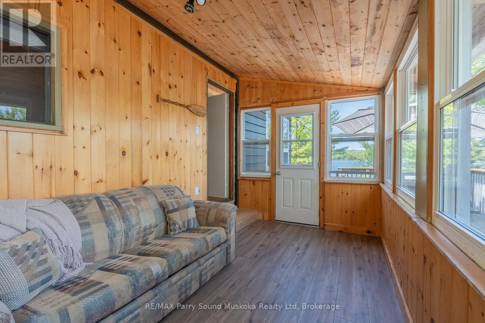 7 ISABELLA ISLAND