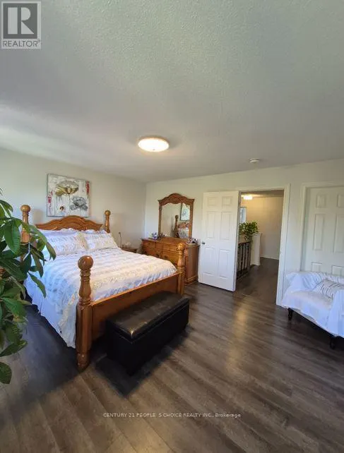 71 RIVERWALK DRIVE N