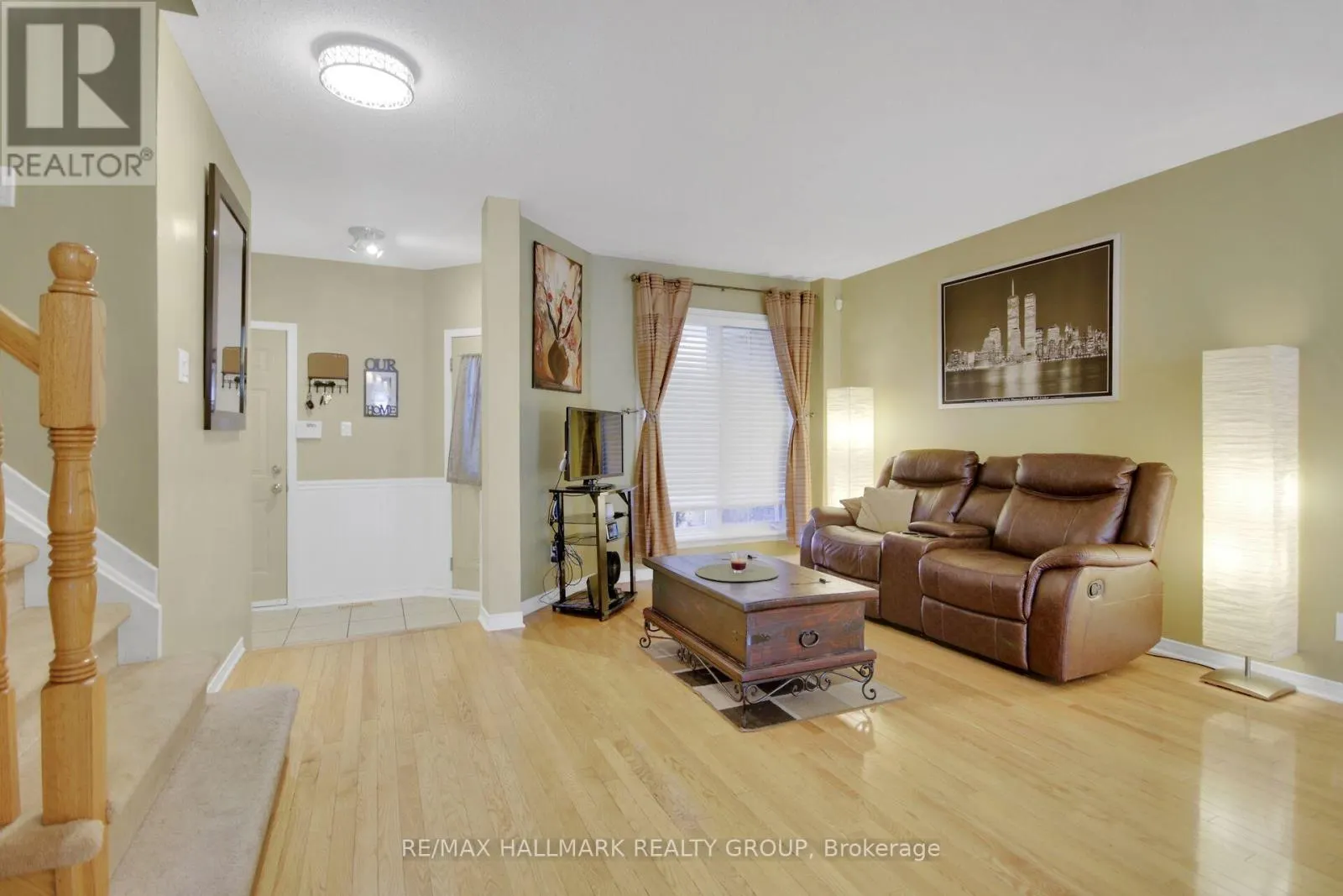55 BINBURY WAY
