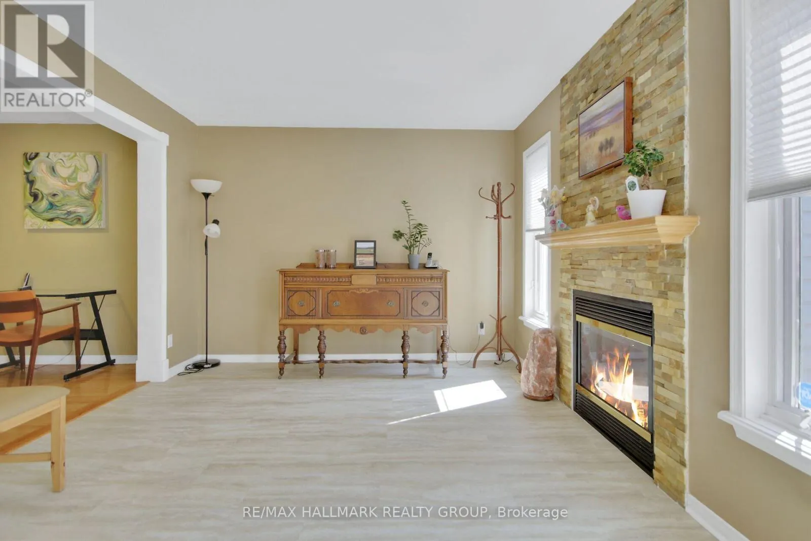 55 BINBURY WAY