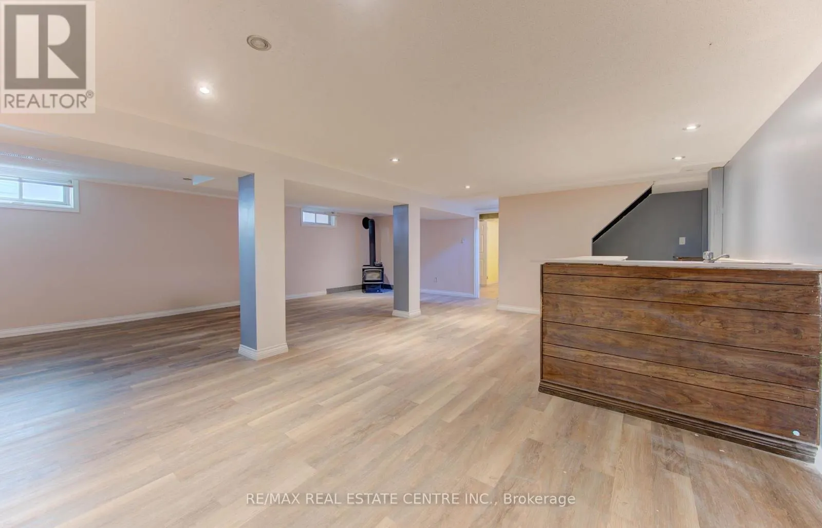 148 DRIFTWOOD DRIVE