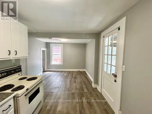 UPPER - 669 LORNE AVENUE, #Upper