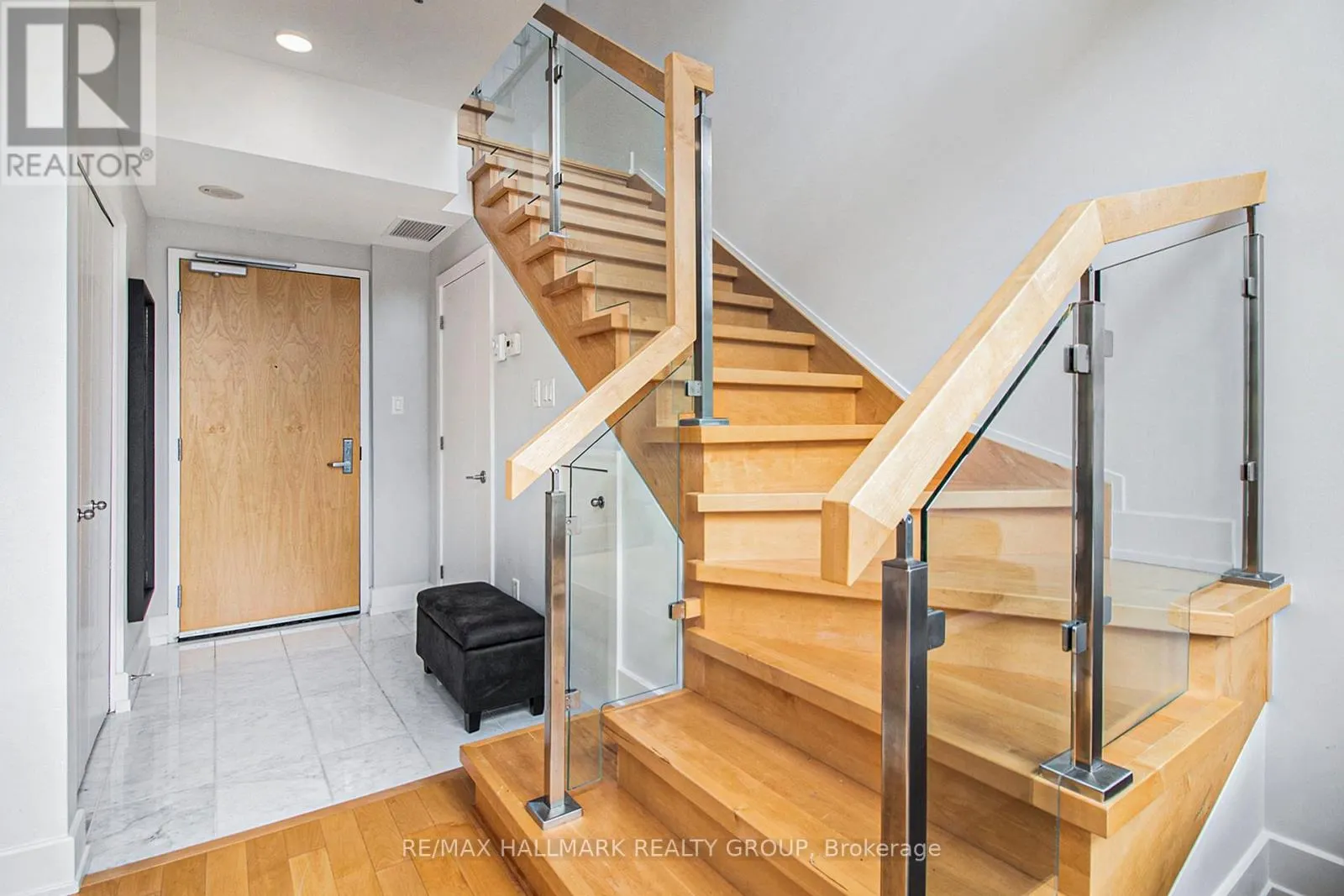 213 - 197 LISGAR STREET