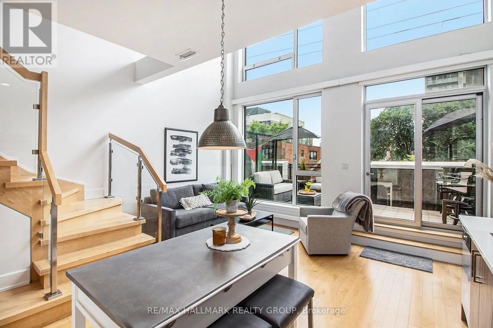213 - 197 LISGAR STREET