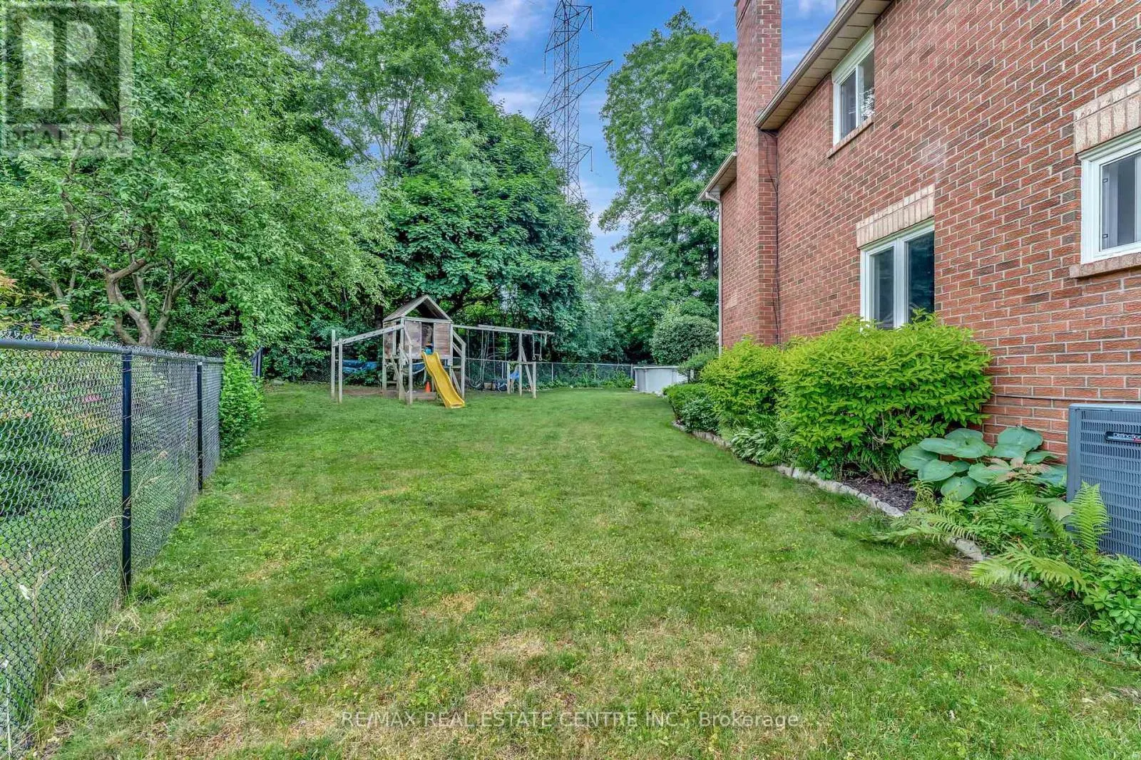 72 HILBORN AVENUE