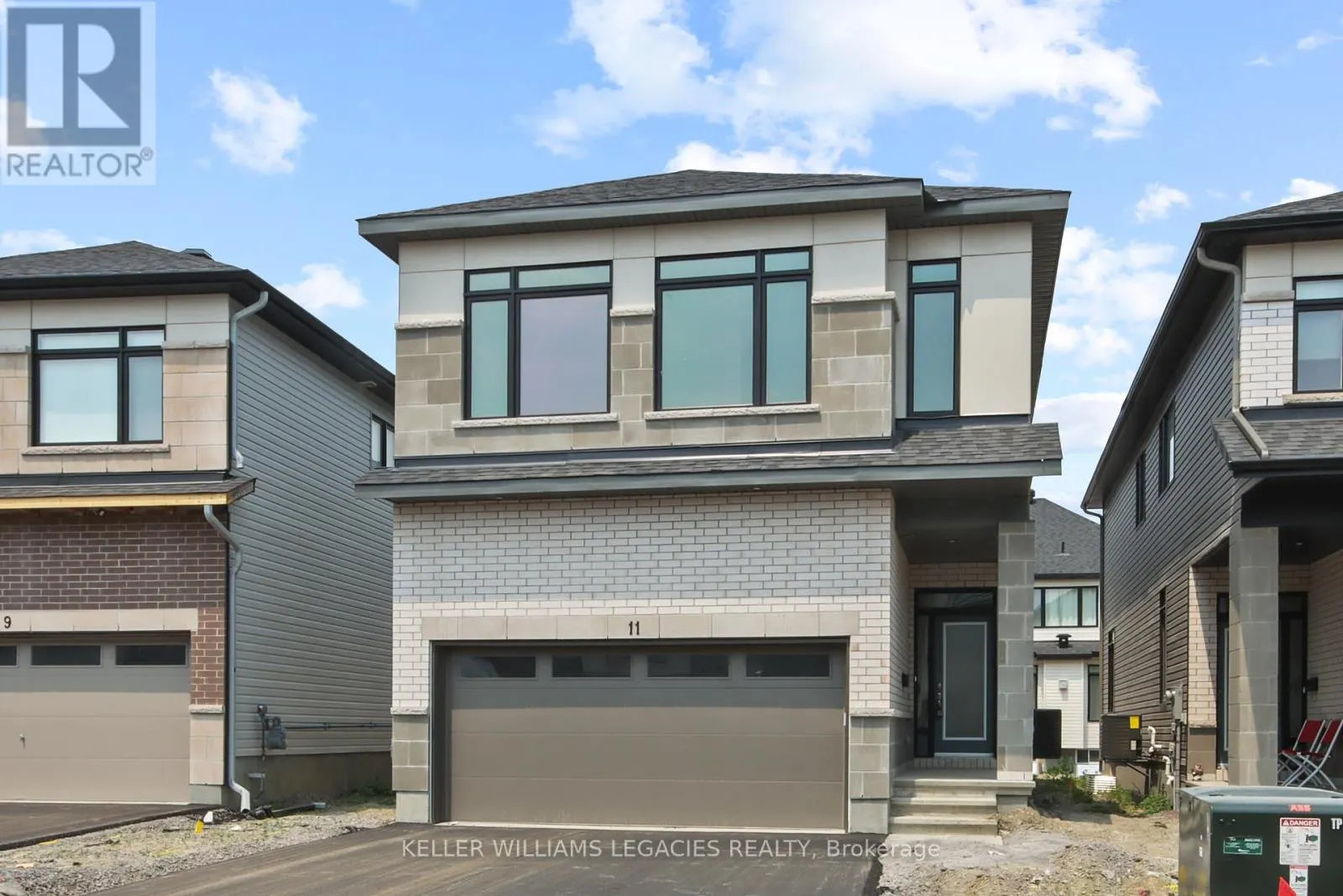 11 MENDOZA WAY