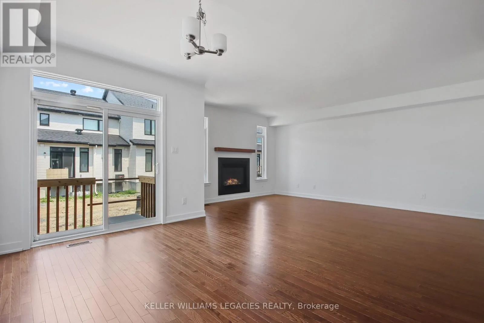 11 MENDOZA WAY