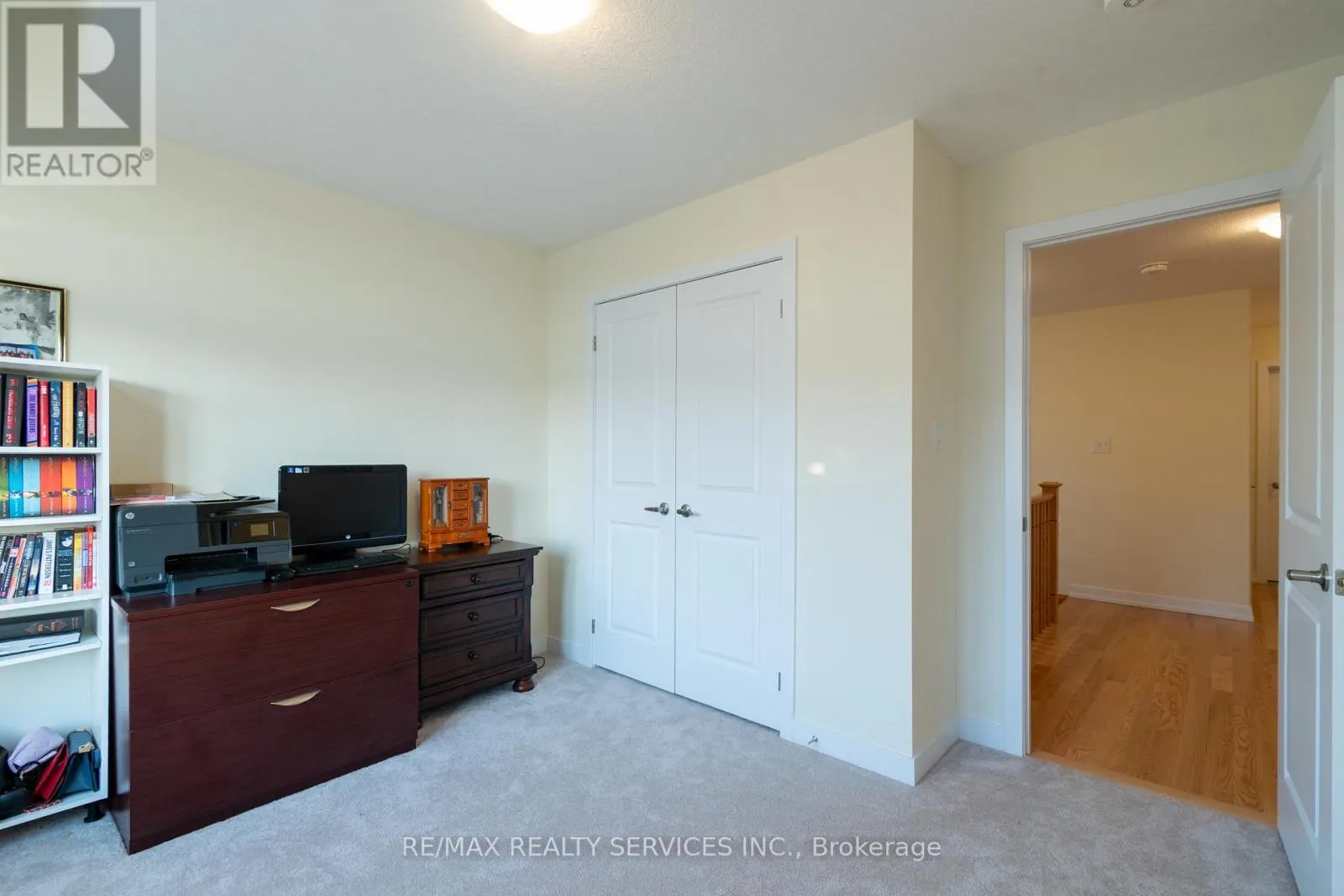 72 PAPERBIRCH DRIVE