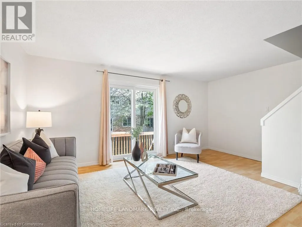 #28 - 465 WOOLWICH STREET
