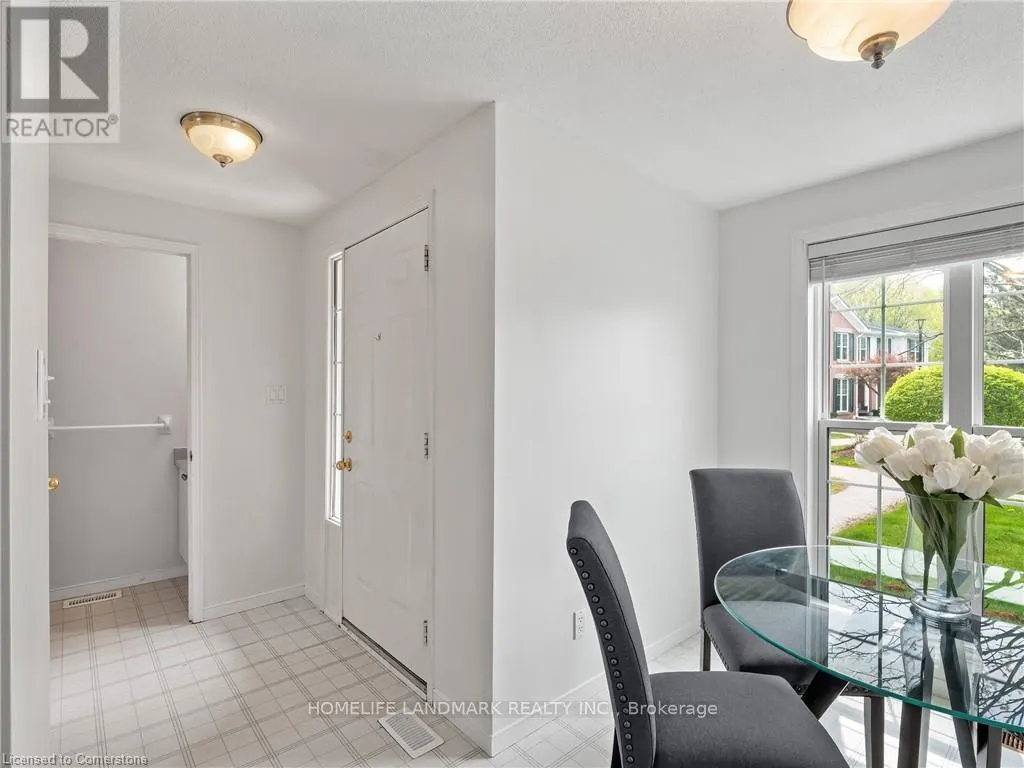 #28 - 465 WOOLWICH STREET