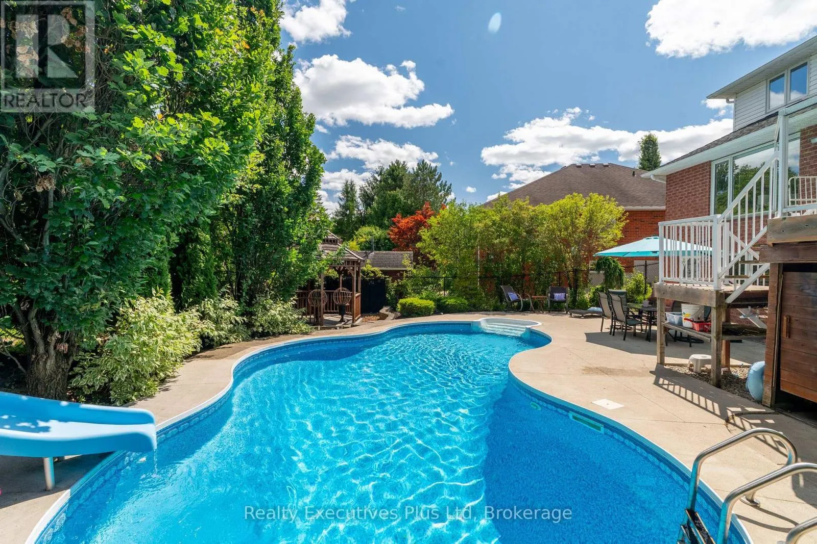 45 FIELDSTONE ROAD