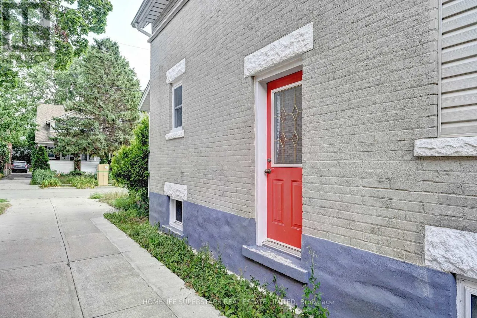 31 TROY STREET