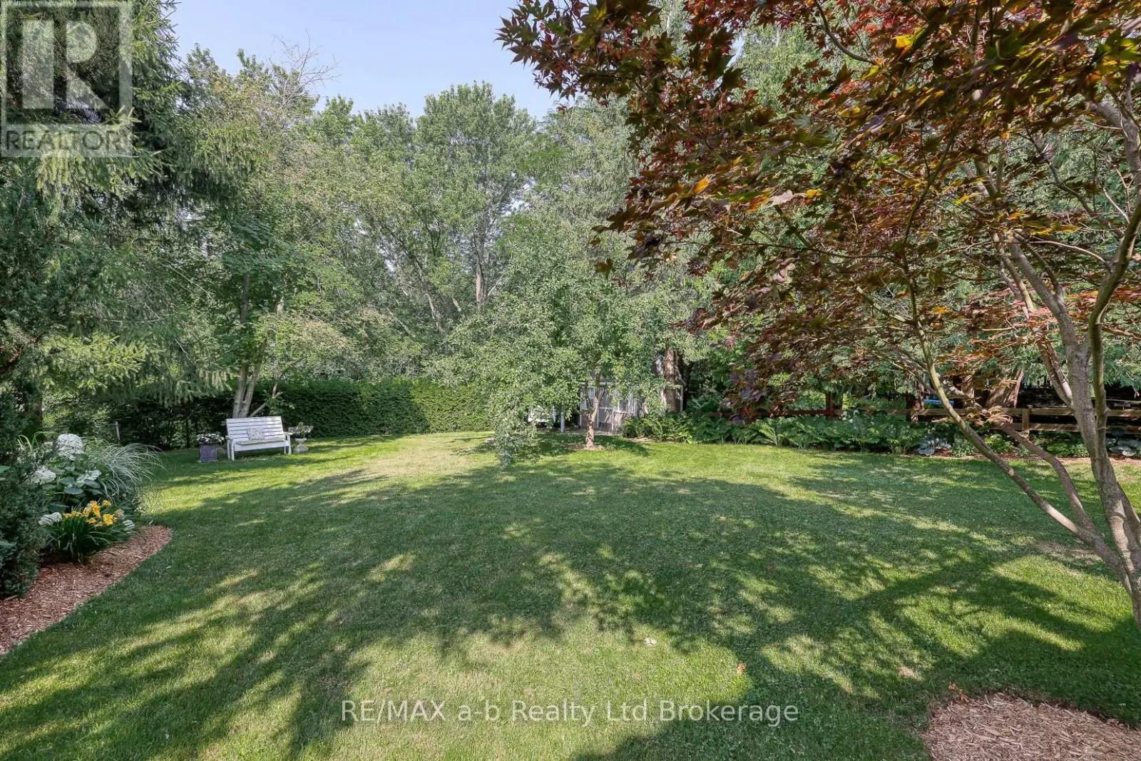 543 HIGHLAND DRIVE