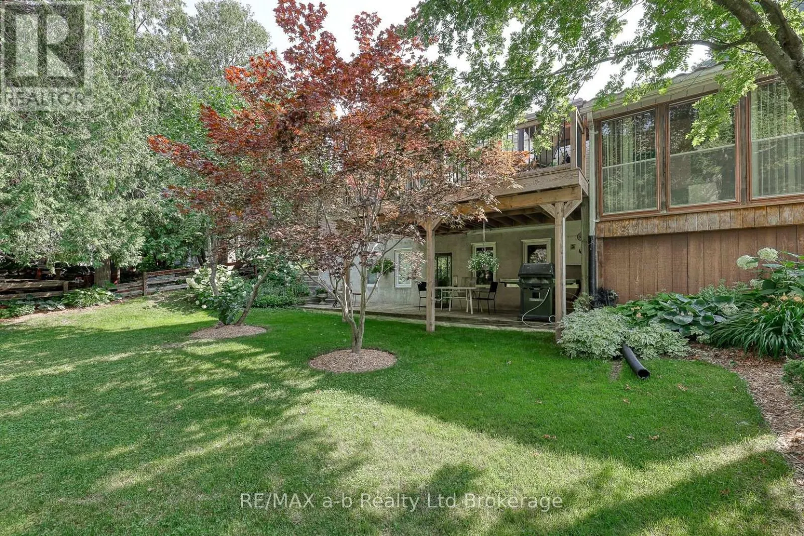 543 HIGHLAND DRIVE