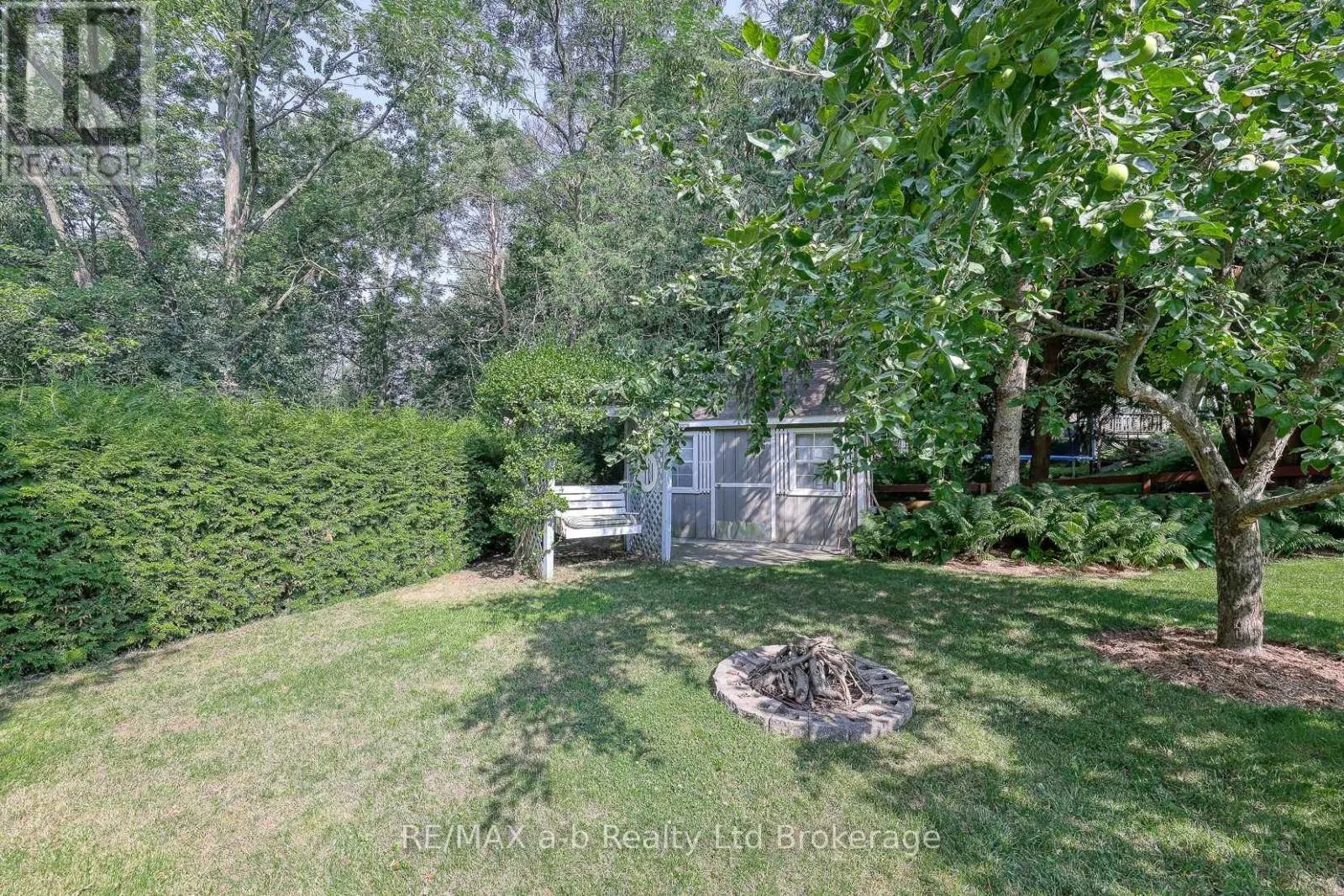 543 HIGHLAND DRIVE