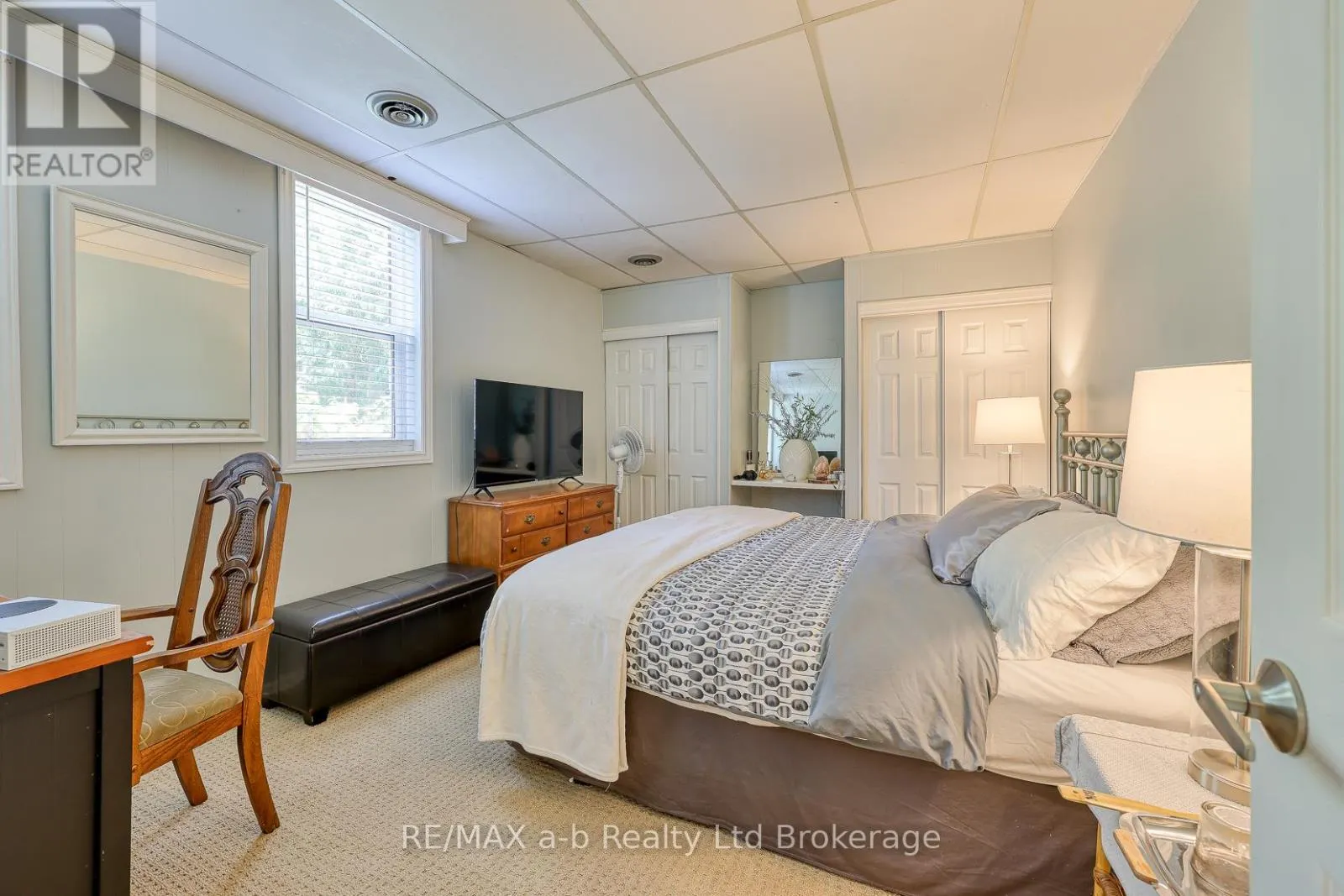 543 HIGHLAND DRIVE