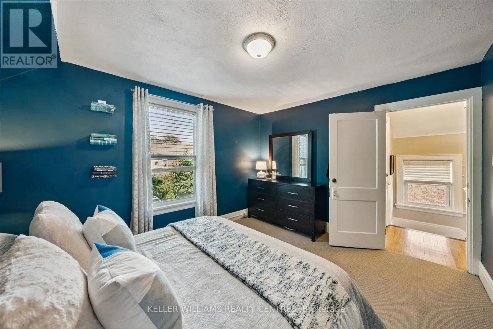 591 WOOLWICH STREET