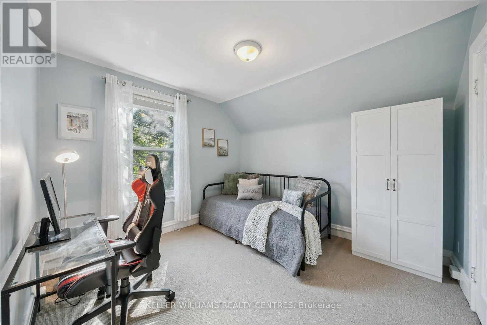 591 WOOLWICH STREET