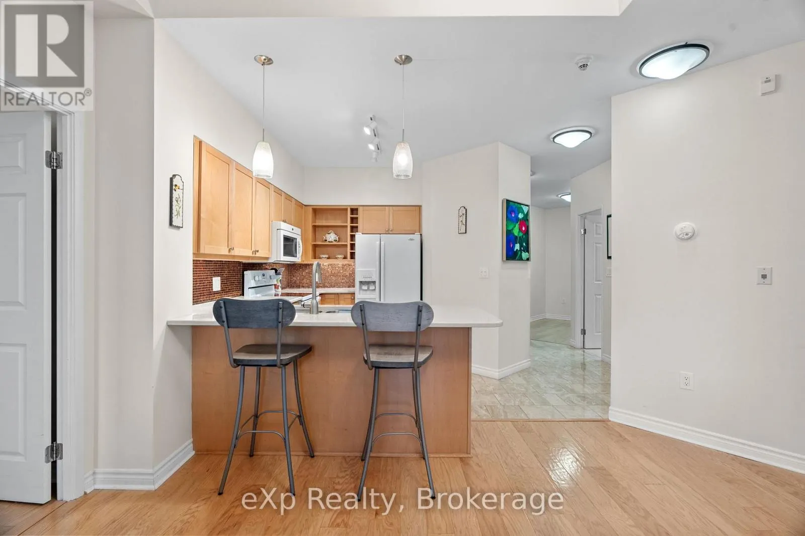 113 - 400 ROMEO STREET N, #113