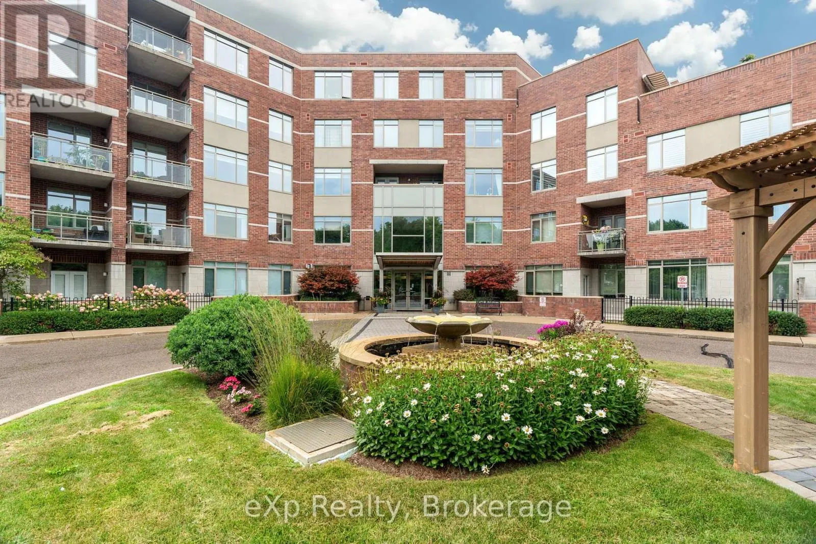 113 - 400 ROMEO STREET N, #113
