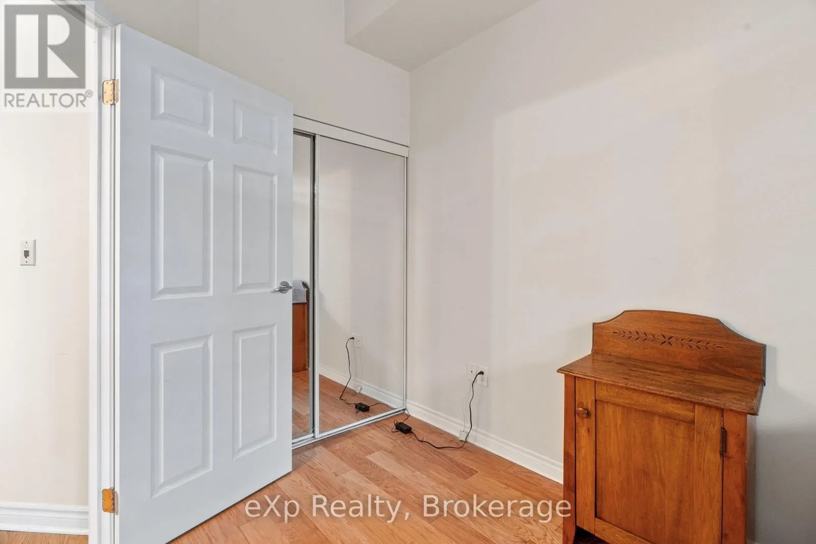 113 - 400 ROMEO STREET N, #113
