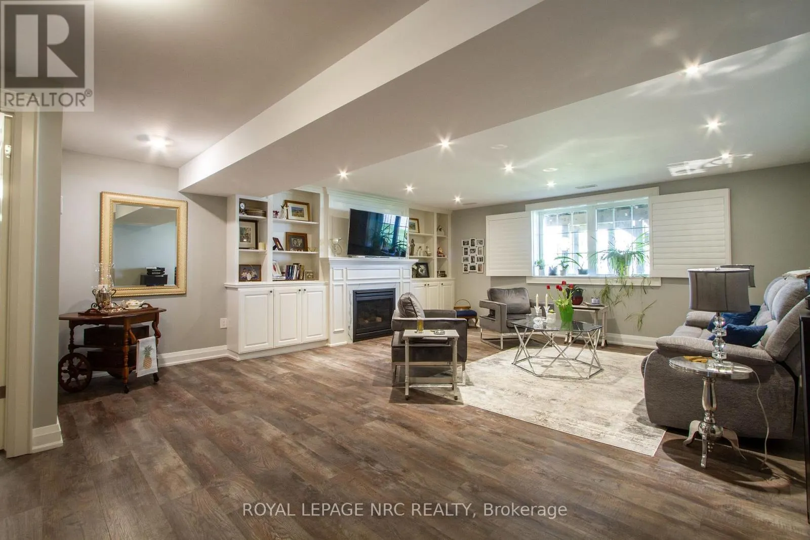 62 - 3232 MONTROSE ROAD, #62