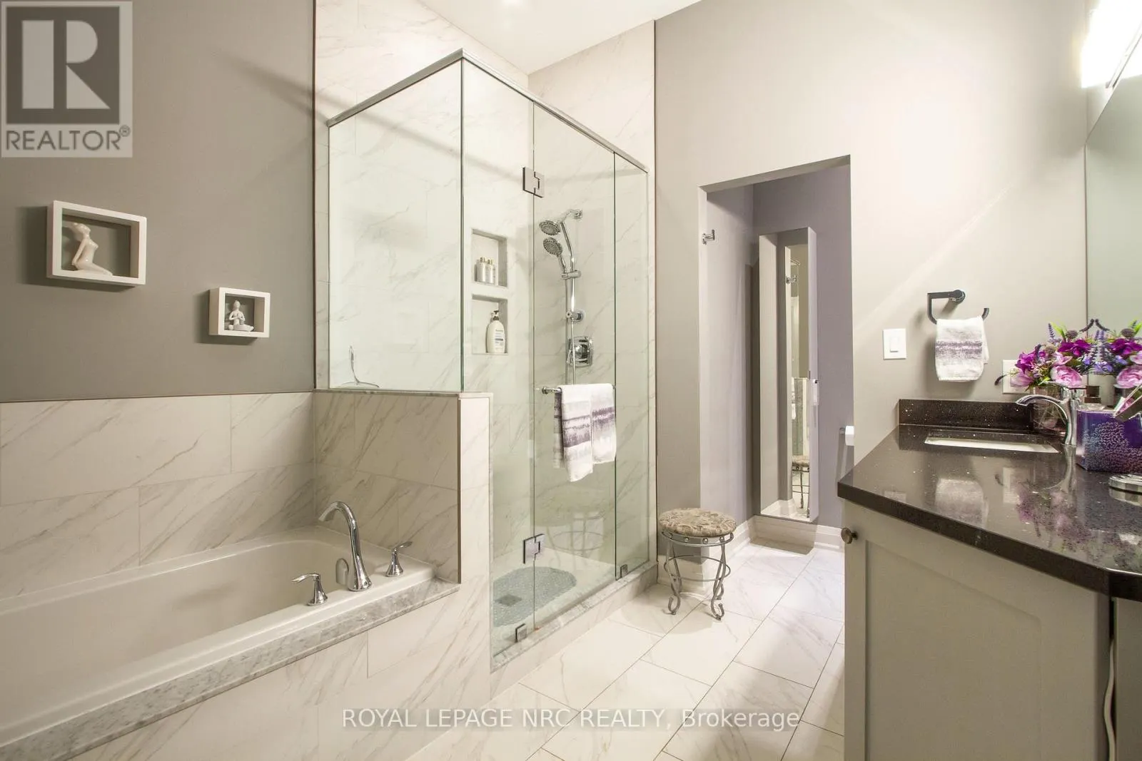 62 - 3232 MONTROSE ROAD, #62