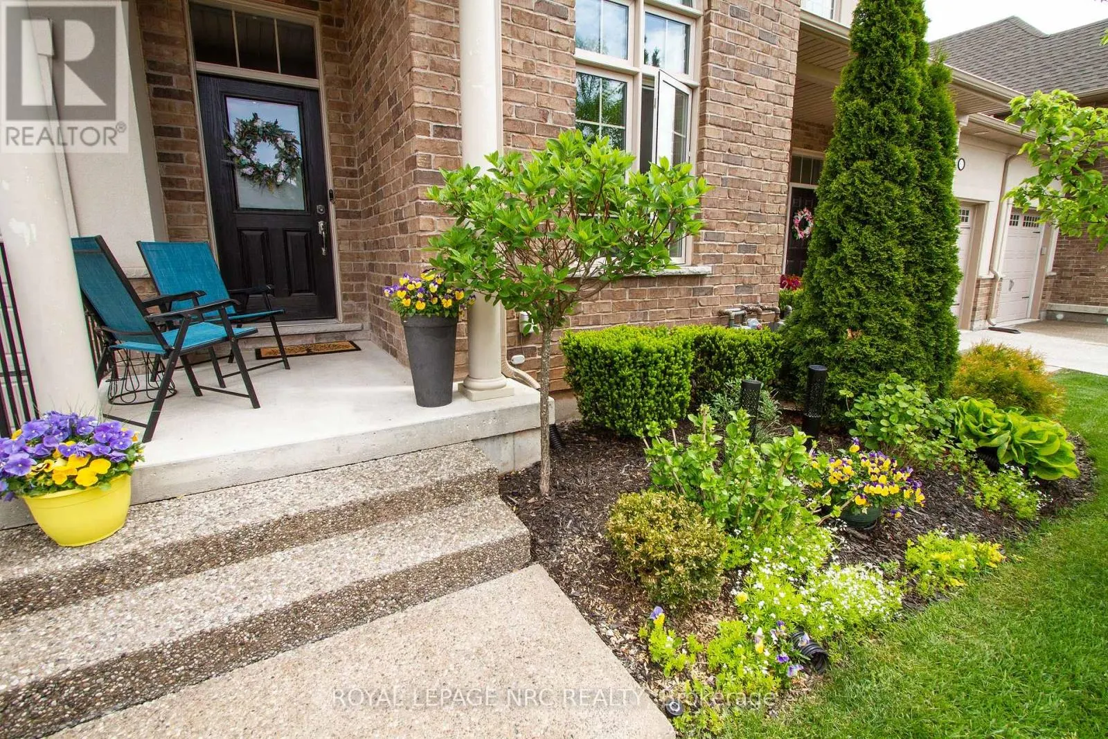 62 - 3232 MONTROSE ROAD, #62