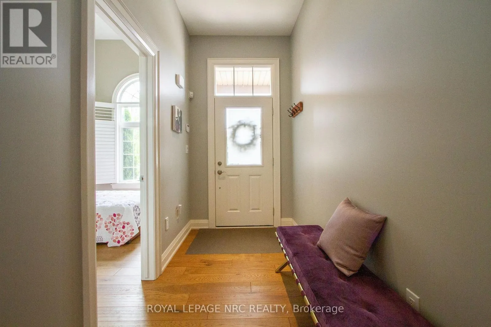 62 - 3232 MONTROSE ROAD, #62