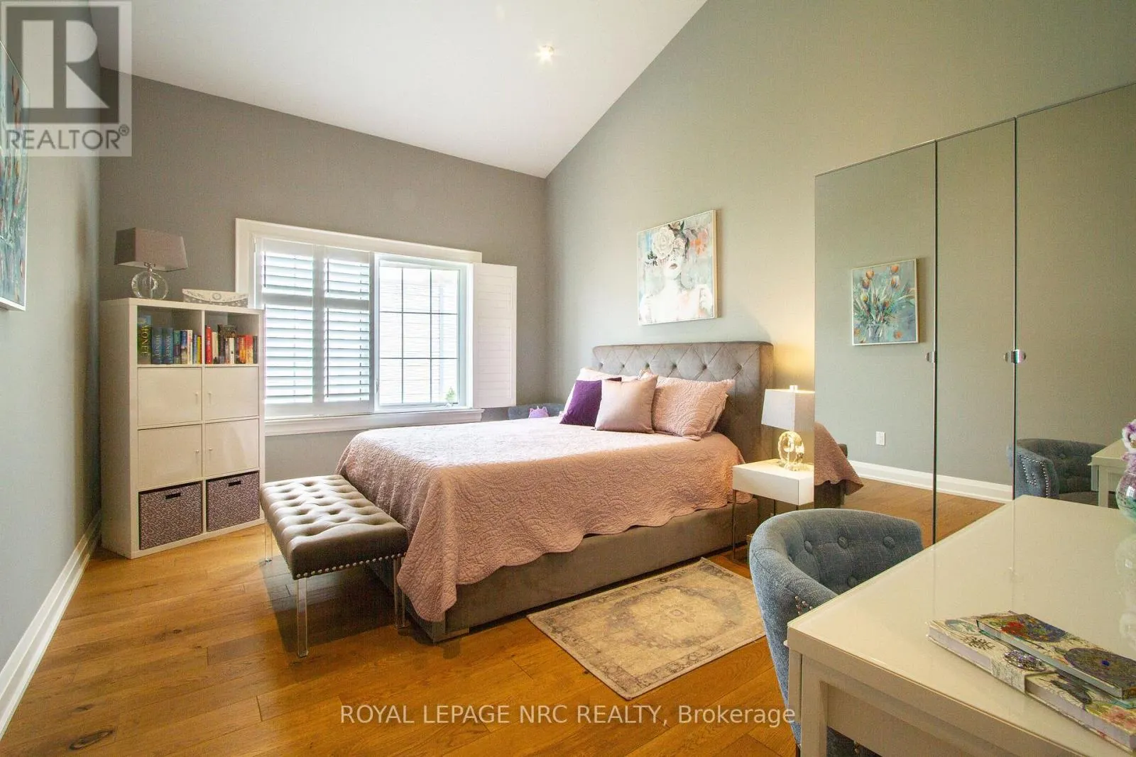 62 - 3232 MONTROSE ROAD, #62