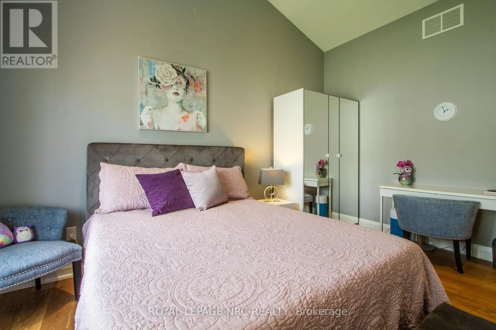 62 - 3232 MONTROSE ROAD, #62