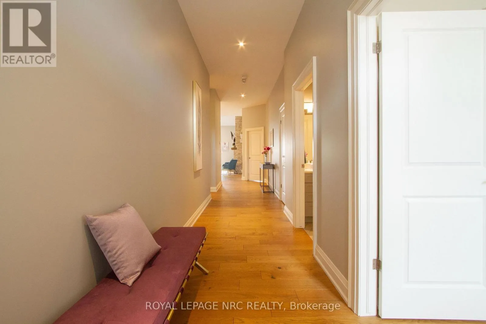 62 - 3232 MONTROSE ROAD, #62