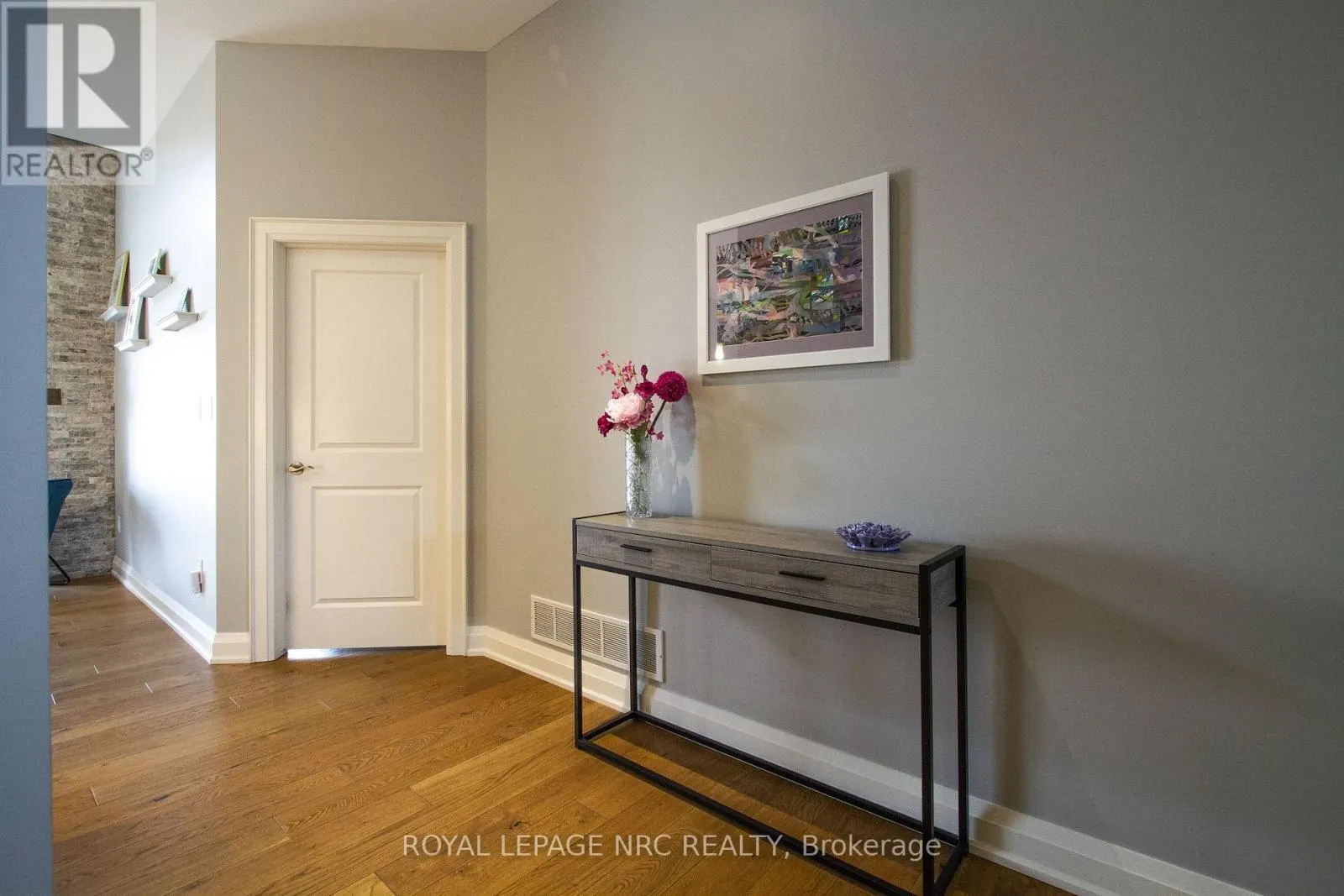 62 - 3232 MONTROSE ROAD, #62