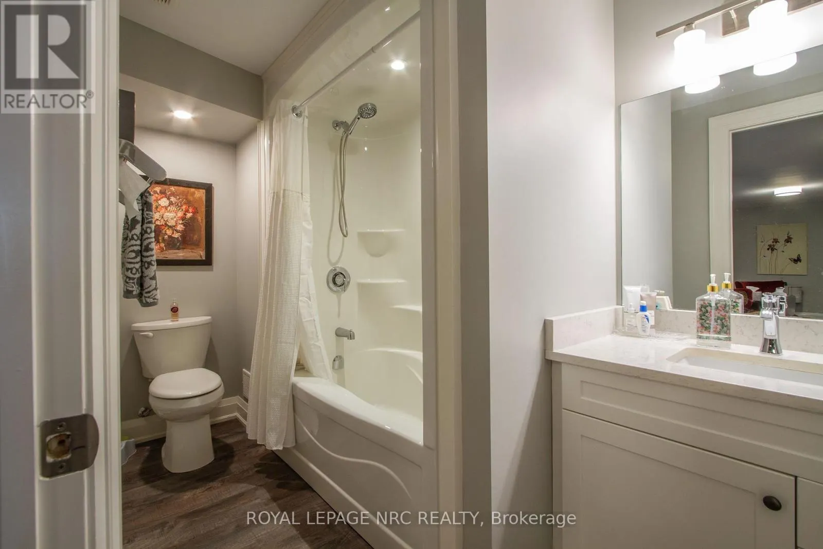 62 - 3232 MONTROSE ROAD, #62