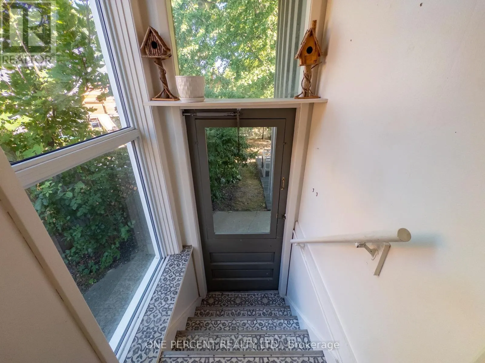 53 HIGHLAND AVENUE