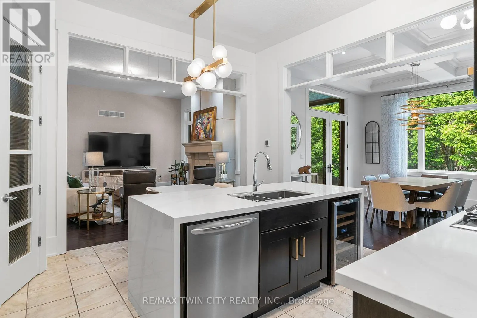 303 TERRACE WOOD CRESCENT